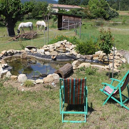 L'Attrape Reve Insolite Saint-Vincent-de-Barres Exterior foto